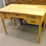 392 3042 WRITING DESK